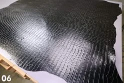 La Perla / MPG Deals Leather