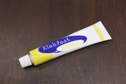 Renia Klebfest Water-Based Fabric Adhesive